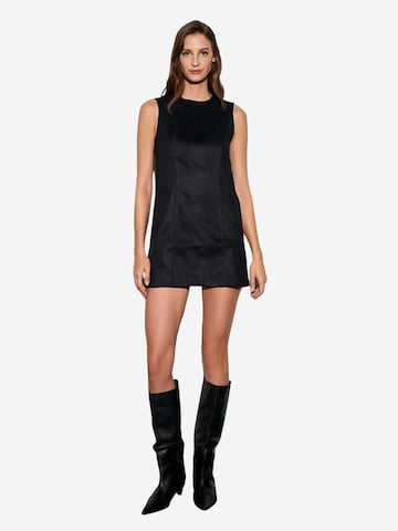Dilvin Dress in Black