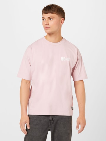 Levi's Skateboarding Shirt in Roze: voorkant
