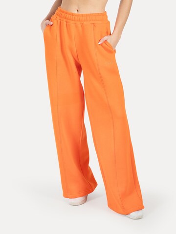Loosefit Pantalon 'Siara' Smilodox en orange : devant