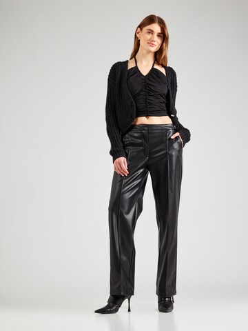 MYLAVIE by Sarah Harrison Loosefit Παντελόνι πλισέ σε μαύρο