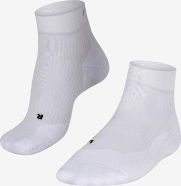 FALKE Athletic Socks 'TE 4 Short' in White: front