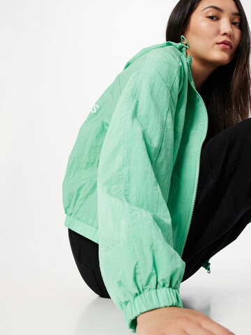 Calvin Klein Jeans Overgangsjakke i grønn