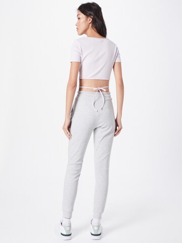 Effilé Pantalon PUMA en gris