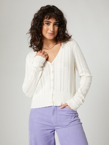 florence by mills exclusive for ABOUT YOU Knit Cardigan 'Snowdrop' in White: front