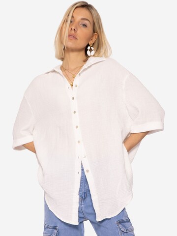 SASSYCLASSY Blouse in White