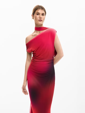 Desigual Φόρεμα σε κόκκινο