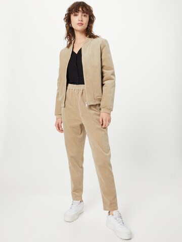 Wemoto Regular Trousers 'Viola' in Beige