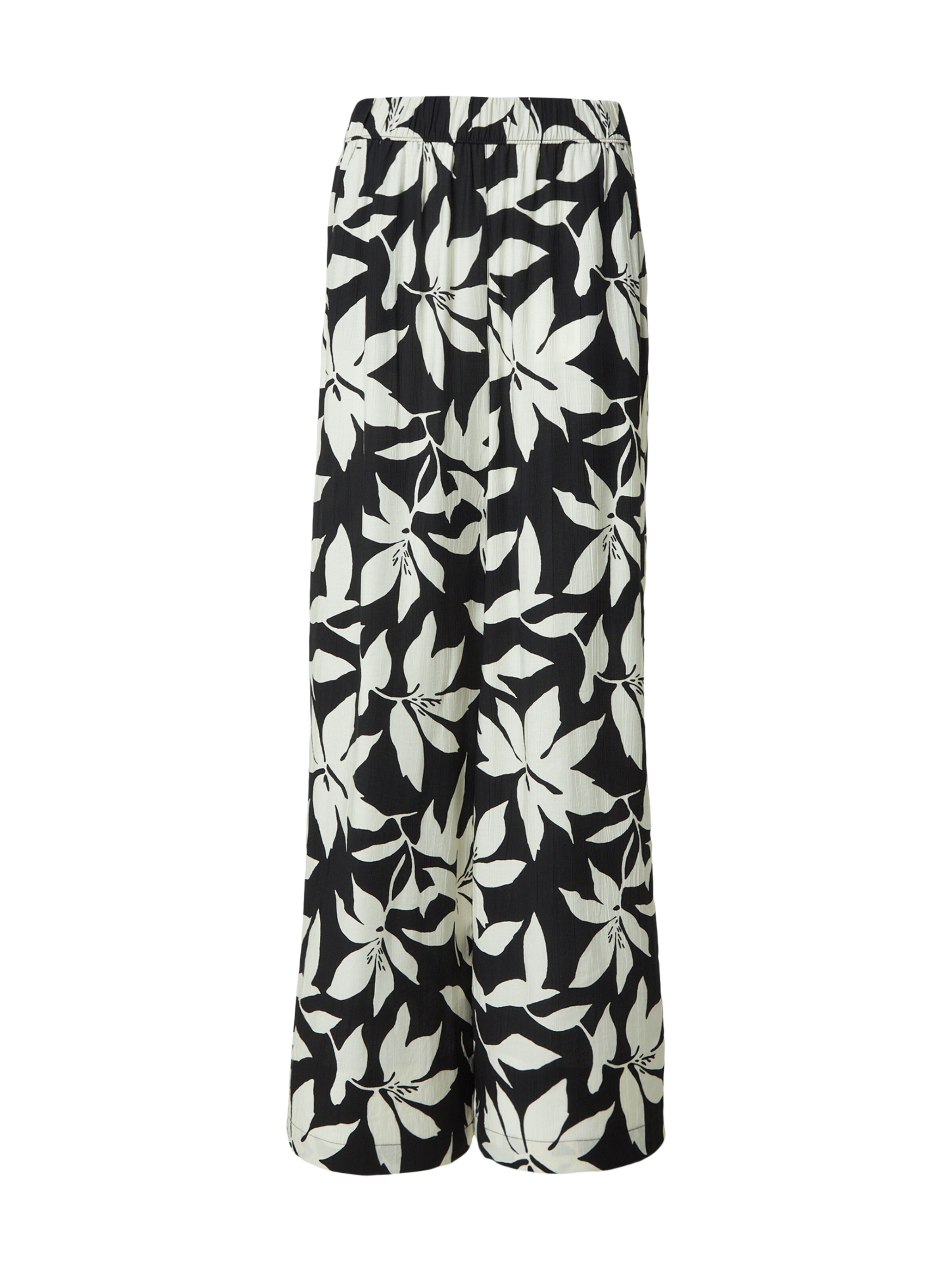 s.OliverHlače - crna boja: prednji dio