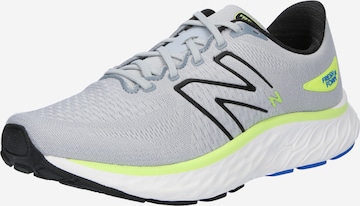 new balance - Sapatilha de corrida 'X EVOZ v3' em cinzento: frente