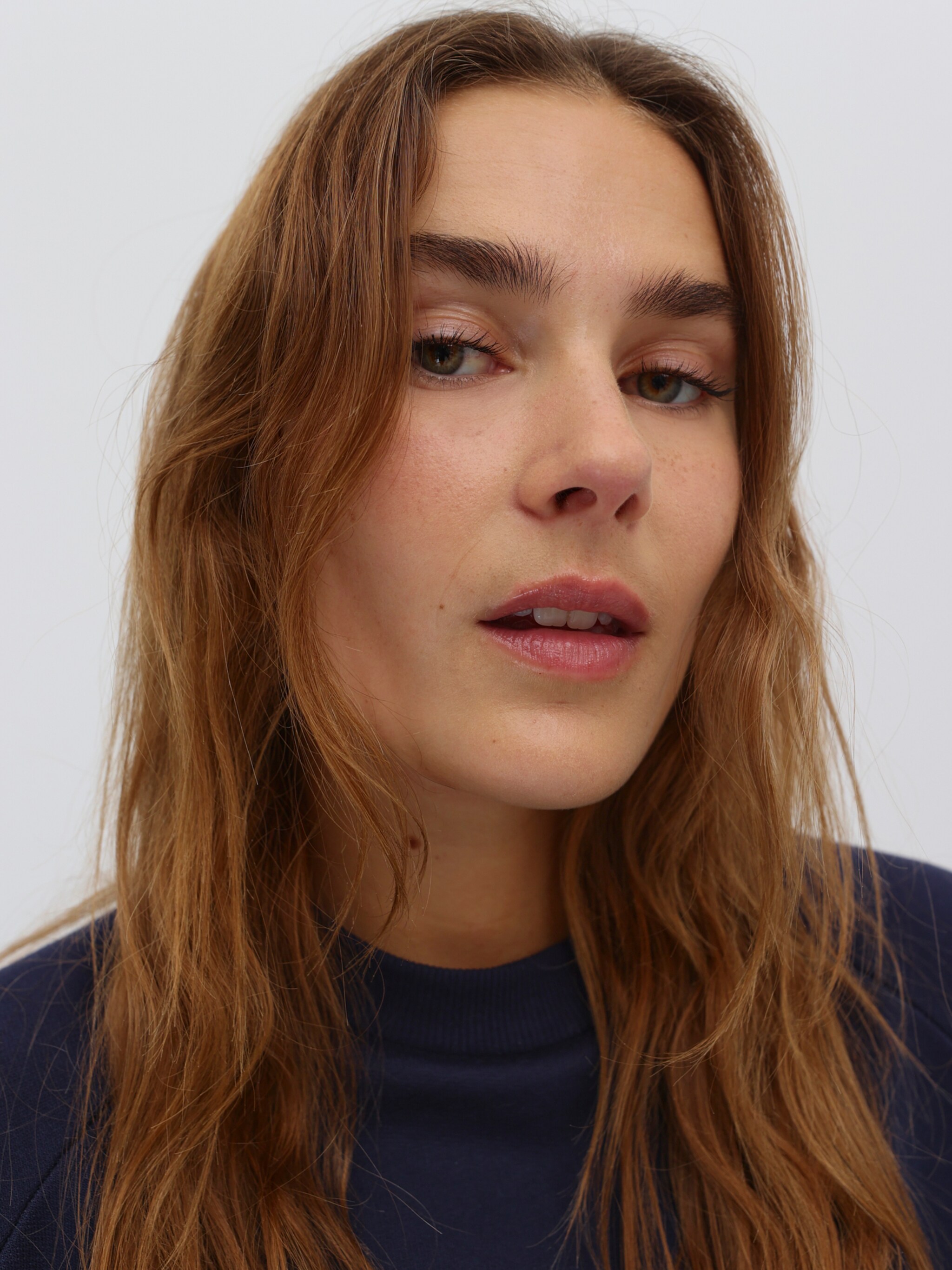 EDITED Producten Sweatshirt 'Aura' Navy