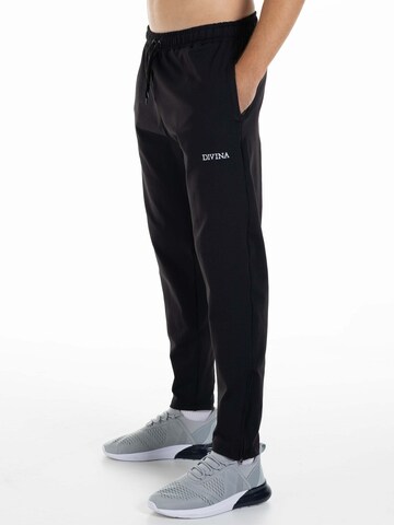 Divina Slimfit Sporthose 'Ultra' in Schwarz