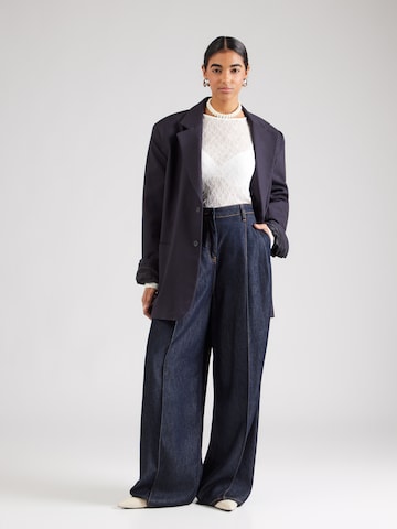 Aware Shirt 'AWTESSY' in White