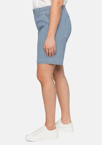 SHEEGO Regular Shorts in Blau