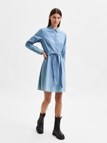 Robe-chemise 'Tammy' SELECTED FEMME en bleu