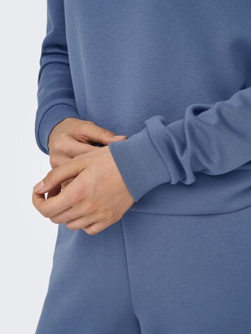ONLY PLAY Sweatshirt in Blue