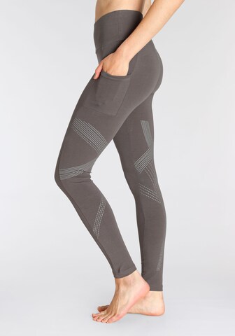 LASCANA ACTIVE Skinny Sporthose in Beige: predná strana