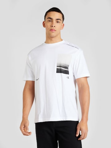 Calvin Klein Jeans T-shirt 'SERENITY' i vit: framsida
