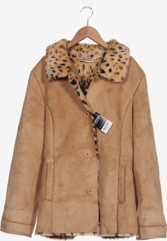 Helena Vera Jacket & Coat in L in Beige: front