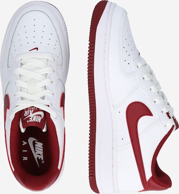 balts Nike Sportswear Brīvā laika apavi 'Air Force 1 LV8 2'