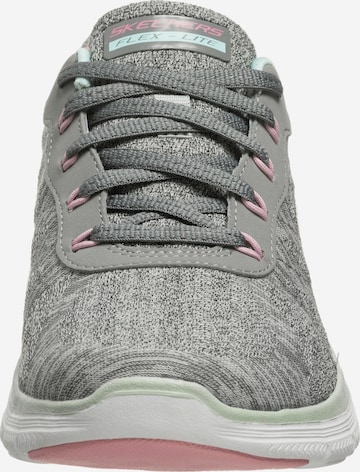 SKECHERS - Zapatillas deportivas bajas en gris
