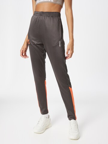 Hummel Regular Workout Pants in Grey: front