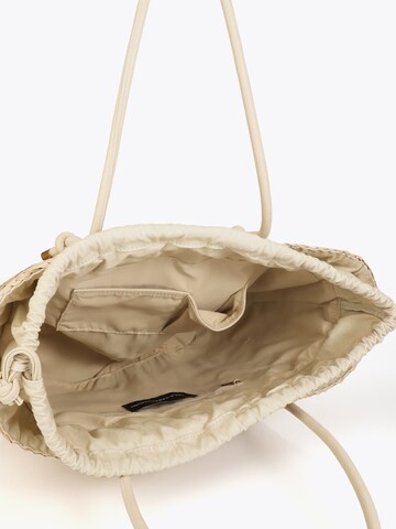 Shopper di Lola Casademunt in beige