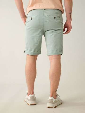 Coupe slim Pantalon 'Karma' Deeluxe en vert