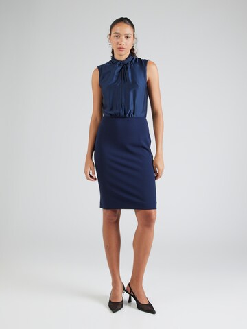 Robe fourreau SWING en bleu : devant