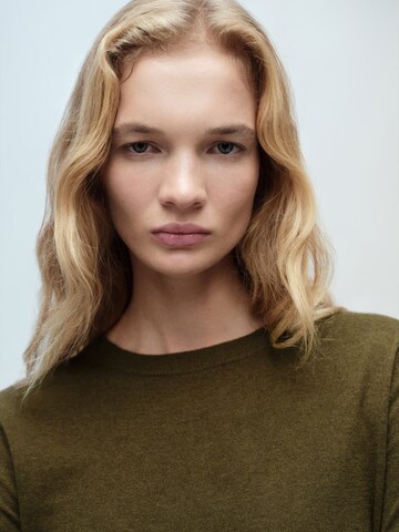 MANGO Pullover 'LUCCA' i grøn