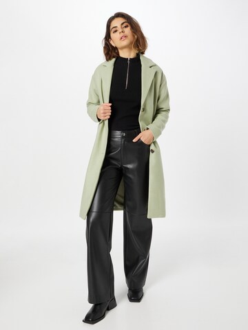 Manteau mi-saison 'ALICE' PIECES en vert