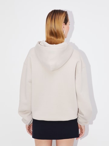 Sweat-shirt 'Rieke' LeGer by Lena Gercke en gris