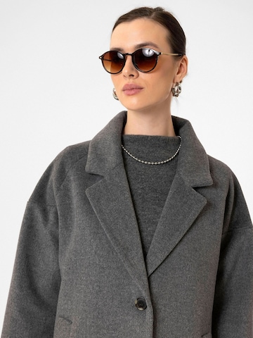 Manteau mi-saison 'Alice' Antioch en gris