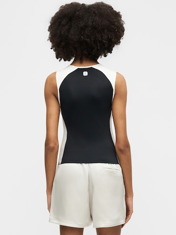 Nike Sportswear Топ в черно