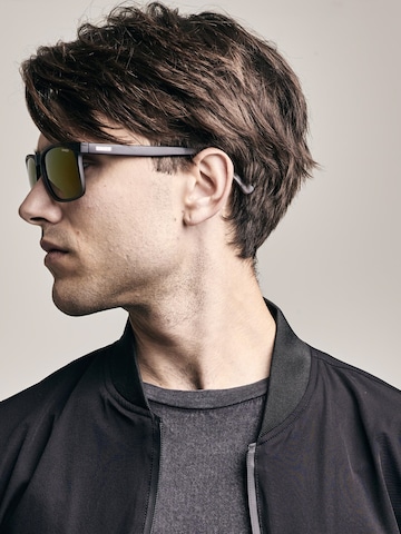 SINNER Sunglasses in Black