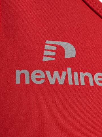 Haut de sport Newline en rouge