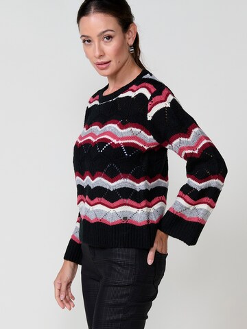 Pullover di KOROSHI in nero
