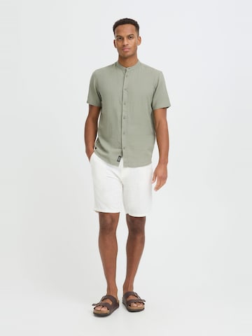 Regular Pantalon chino ' BHLikat ' BLEND en blanc