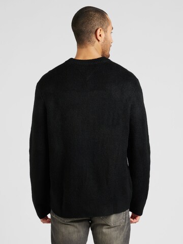 Tommy Jeans Sweater in Black