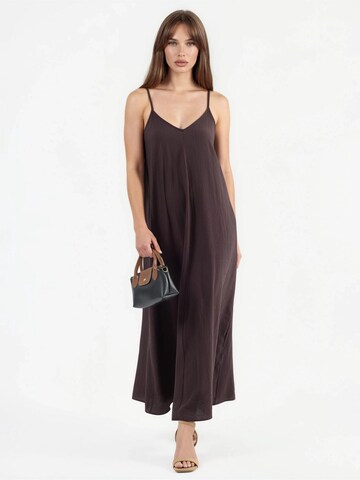 Busem - Vestido em castanho