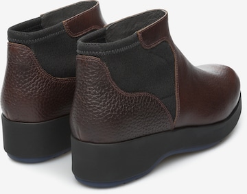 CAMPER Chelsea Boots in Brown