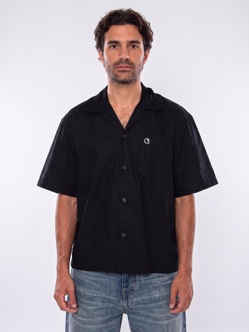 Fit confort Chemise 'S/S KENDRY SHIRT BLACK / WHITE' Carhartt WIP en noir : devant