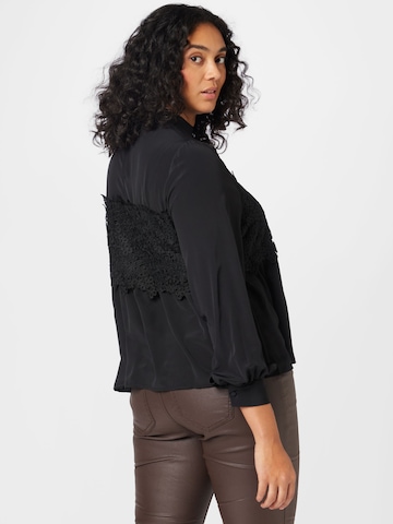 PIECES Curve Blouse 'KAMILLA' in Zwart