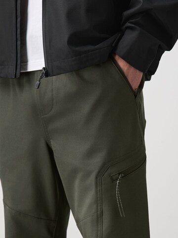 Next Slimfit Cargobyxa i grön