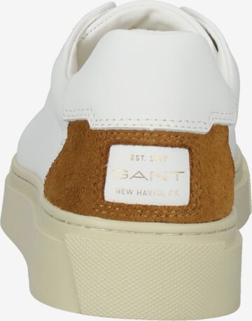 Baskets basses GANT en blanc