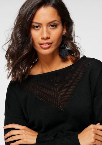 LAURA SCOTT Sweater in Black