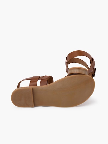 Sandalo di Pisamonas in marrone