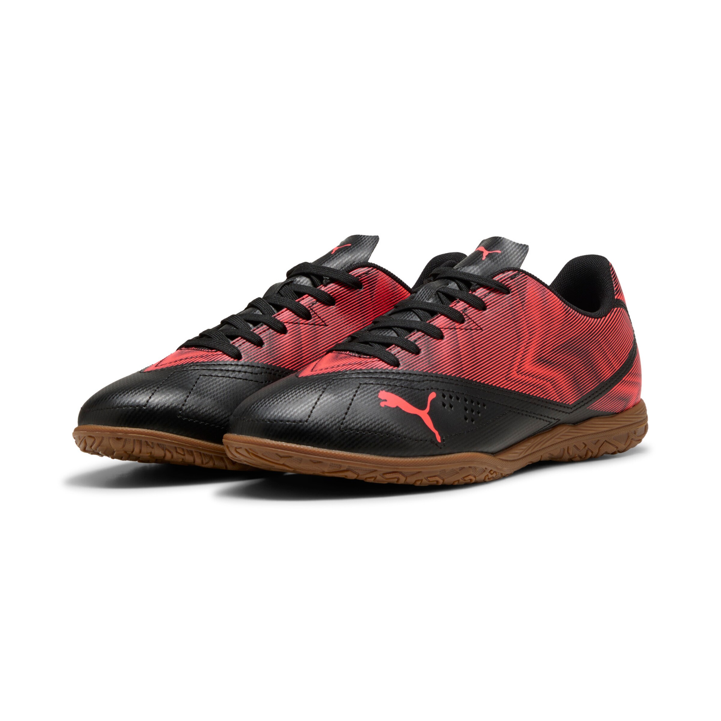 PUMA Fußballschuh in Rot
