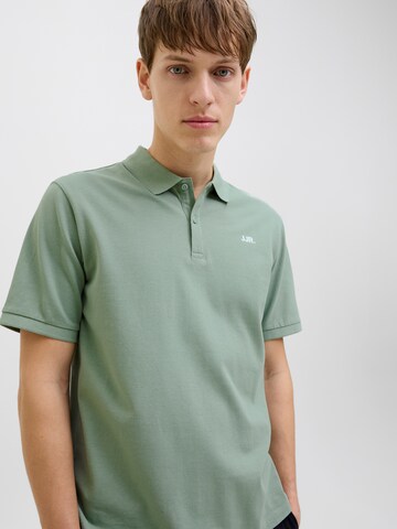 Maglietta di JJ Rebel in verde