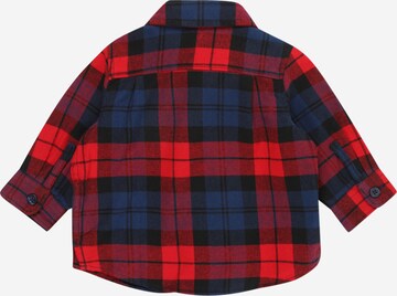 Coupe regular Chemise 'PLAID' GAP en rouge