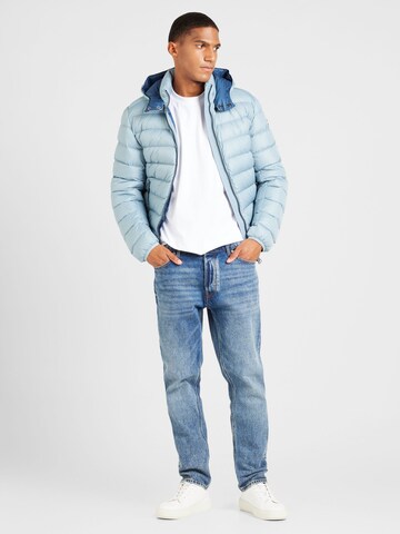 GUESS JEANS Μπλουζάκι σε λευκό